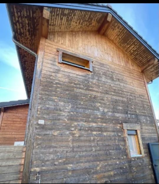 Rénovation de bardage en bois — avant travaux