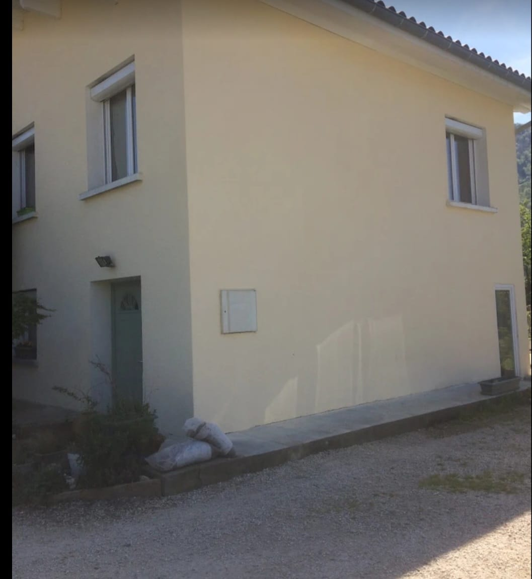 Ravalement complet d'une maison individuelle — après travaux