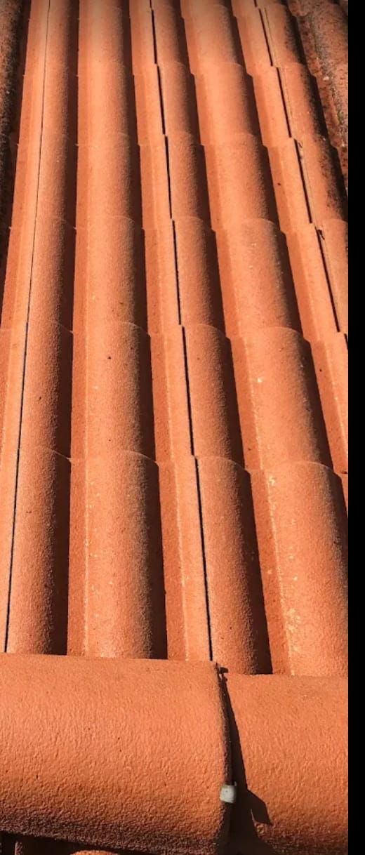 Nettoyage d'une toiture en tuiles romanes — après travaux